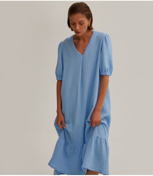 Платье удлиненное из муслина; голубое